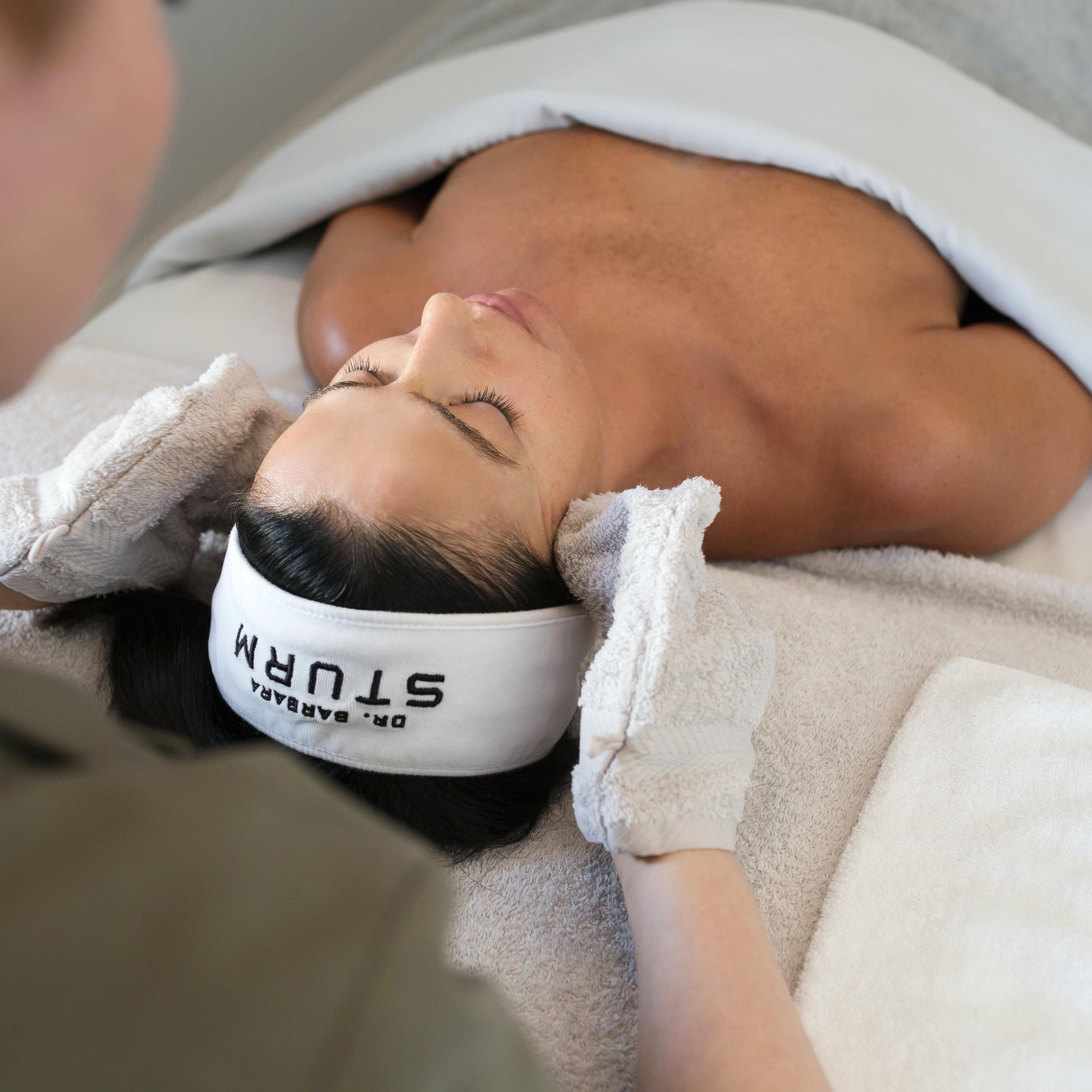 Dr. Barbara Sturm Super Anti-Aging veido procedūra